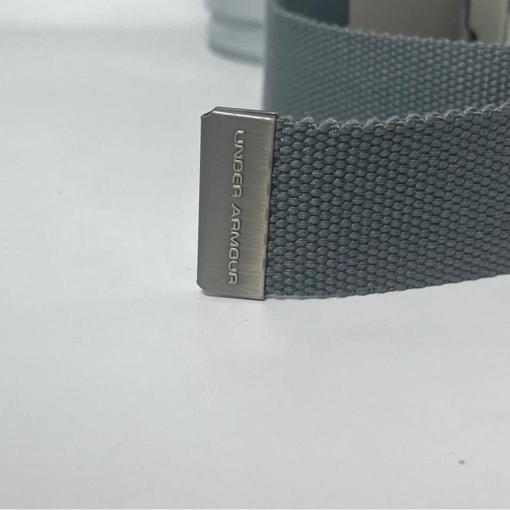 Under Armour Youth Golf Belt Gray with‎ Silver Buckle Adjustable No Holes